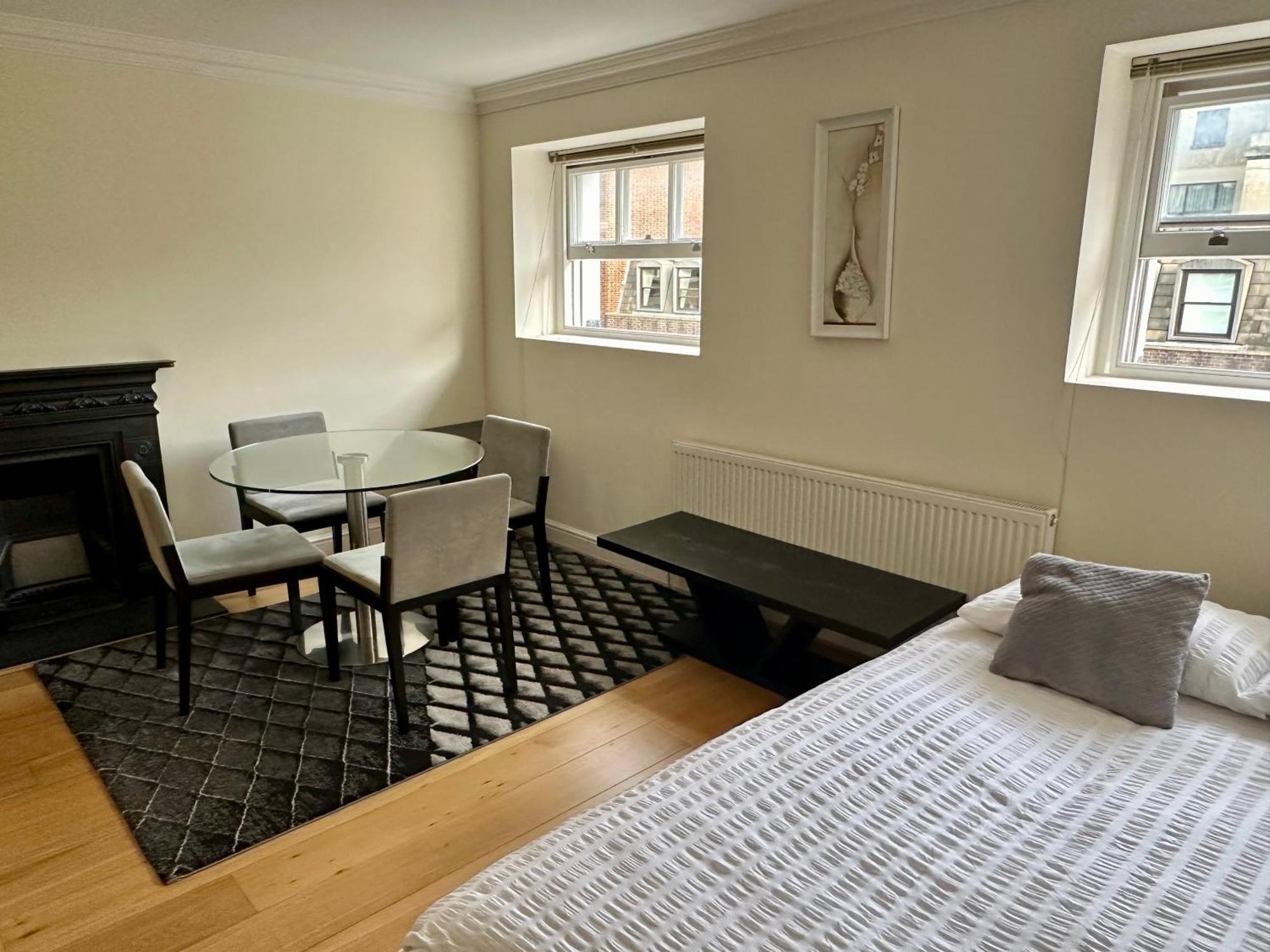 Lx Russell Square Apartments Londra Esterno foto